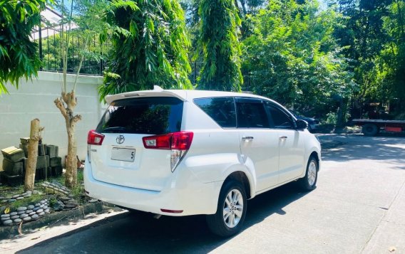 White Toyota Innova 2020 for sale in Manila-5