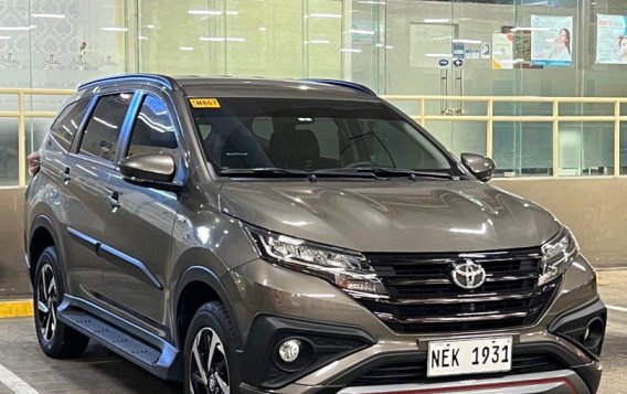 Sell Bronze 2019 Toyota Rush in Marikina-1