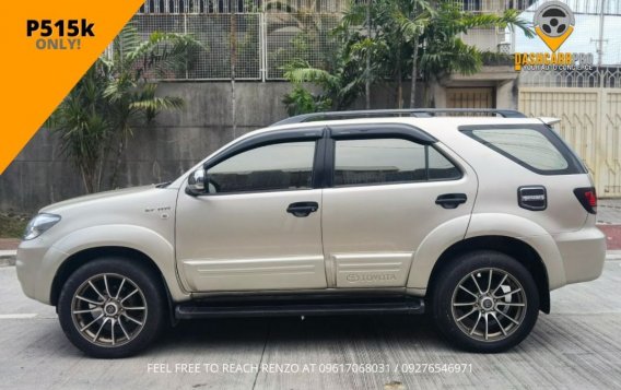 White Toyota Fortuner 2008 for sale in Manila-4