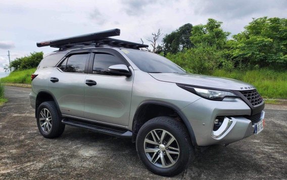 Silver Toyota Fortuner 2018 for sale in Taytay