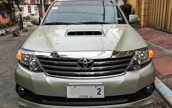 Sell Beige 2014 Toyota Fortuner SUV / MPV in Manila-3