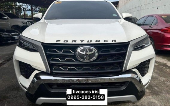 White Toyota Fortuner 2023 for sale in Mandaue-1