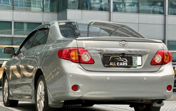 2010 Toyota Corolla Altis  1.6 V CVT in Makati, Metro Manila-13