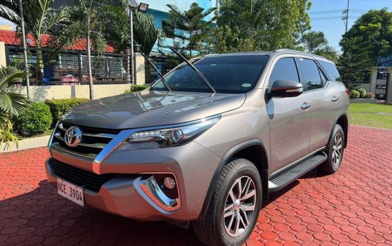 White Toyota Fortuner 2017 for sale in Manila