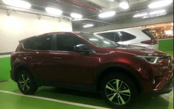 White Toyota Rav4 2018 for sale in Automatic-5