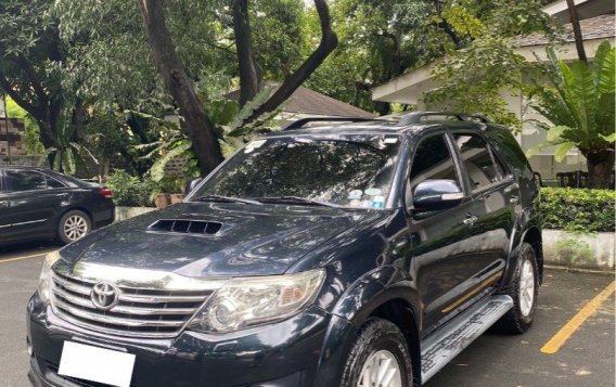 Sell White 2013 Toyota Fortuner in Pasig-1