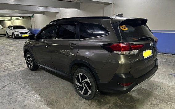 Bronze Toyota Rush 2019 for sale in Makati-2
