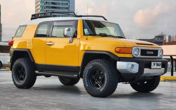 Sell Yellow 2015 Toyota Fj Cruiser in Manila-1