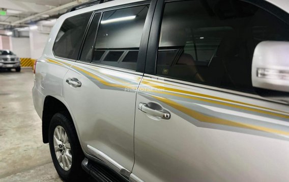 2018 Toyota Land Cruiser  Premium 4.5 DSL AT in Manila, Metro Manila-6