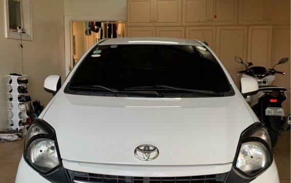 Sell White 2023 Toyota Wigo in Manila-3