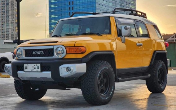 Sell Yellow 2015 Toyota Fj Cruiser in Manila-2