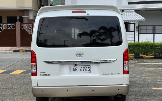 White Toyota Hiace Super Grandia 2018 for sale in Automatic-4