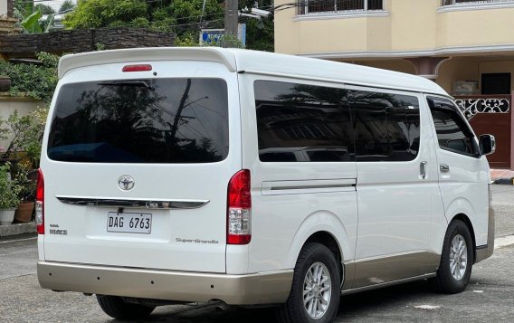 White Toyota Hiace Super Grandia 2018 for sale in Automatic-5