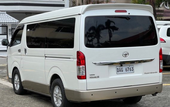 White Toyota Hiace Super Grandia 2018 for sale in Automatic-3