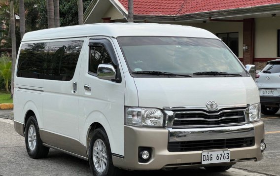 White Toyota Hiace Super Grandia 2018 for sale in Automatic-2