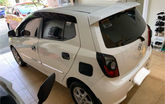 Sell White 2023 Toyota Wigo in Manila-6