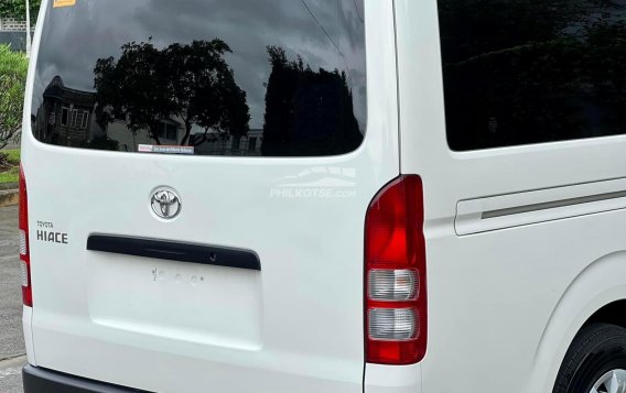 2019 Toyota Hiace  Commuter 3.0 M/T in Manila, Metro Manila-15