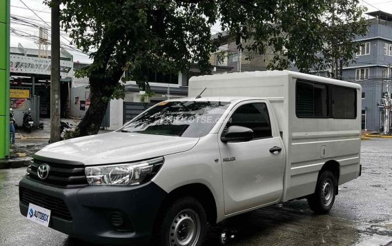 2021 Toyota Hilux 2.4 FX w/ Rear AC 4x2 M/T in Quezon City, Metro Manila-5