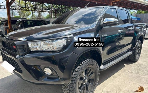 Sell White 2018 Toyota Hilux in Mandaue-7