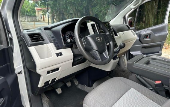 White Toyota Hiace 2021 for sale in Manila-4
