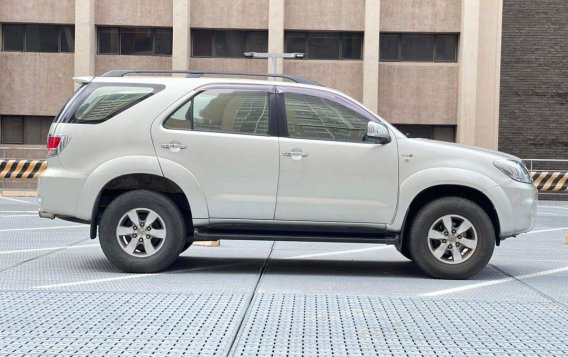 White Toyota Fortuner 2008 for sale in Automatic-6