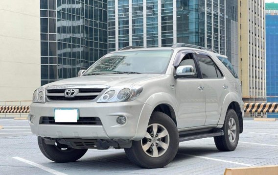 White Toyota Fortuner 2008 for sale in Automatic-1