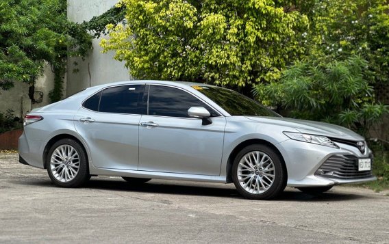 White Toyota Camry 2020 for sale in Las Piñas-2