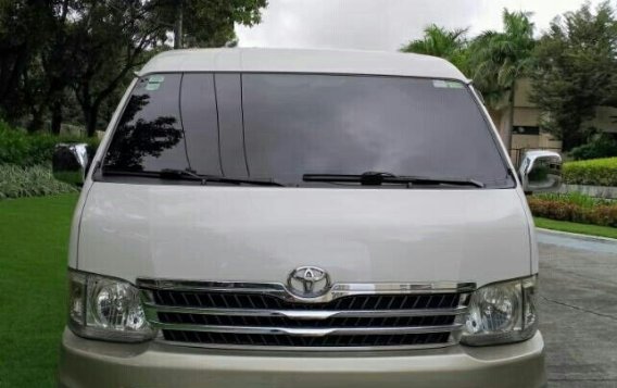 Selling White Toyota Hiace Super Grandia 2012 in Pasay-6