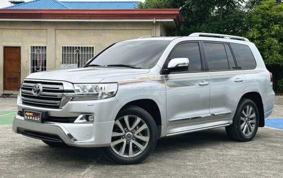 2018 Toyota Land Cruiser in Manila, Metro Manila-17