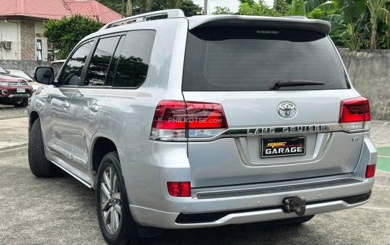 2018 Toyota Land Cruiser in Manila, Metro Manila-16