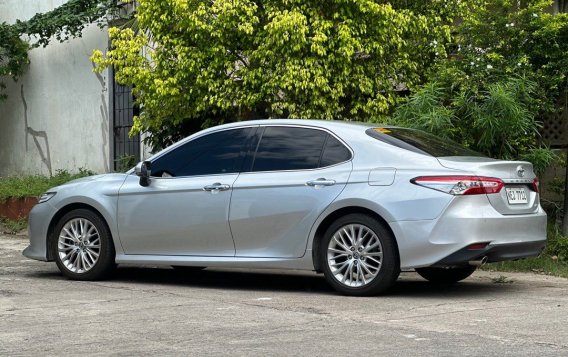 White Toyota Camry 2020 for sale in Las Piñas-5