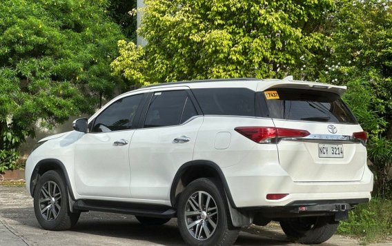 Sell White 2017 Toyota Fortuner in Las Piñas-5
