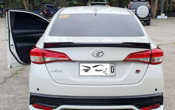 Selling Pearl White Toyota Vios 2022 in Meycauayan-6