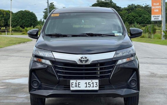 Selling White Toyota Avanza 2020 in Parañaque