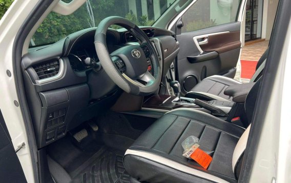 White Toyota Fortuner 2019 for sale in Automatic-5