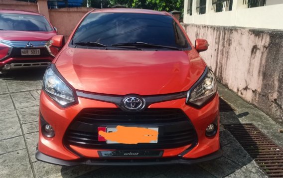 Orange Toyota Wigo 2018 for sale in Manual-3