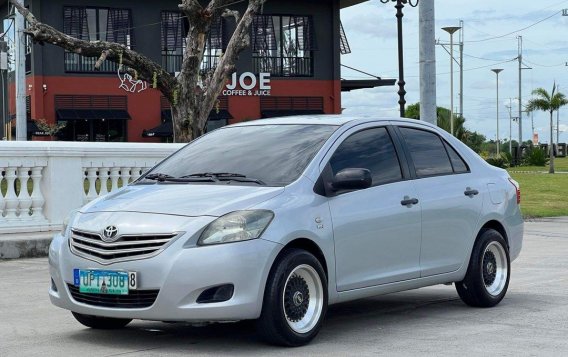 Selling White Toyota Vios 2012 in Parañaque-3