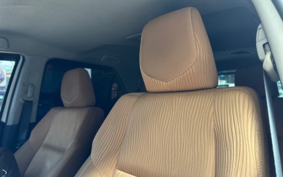Selling White Toyota Fortuner 2017 in Quezon City-7