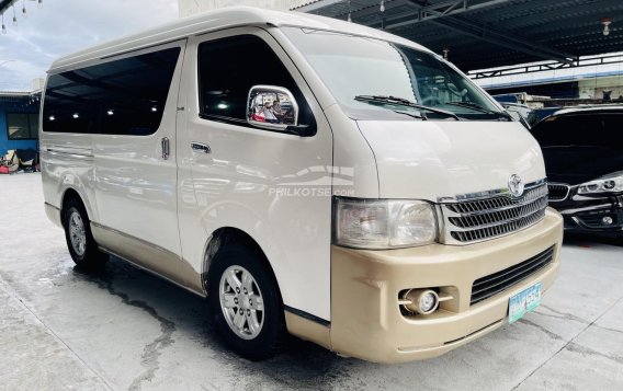 2008 Toyota Hiace Super Grandia in Las Piñas, Metro Manila-2