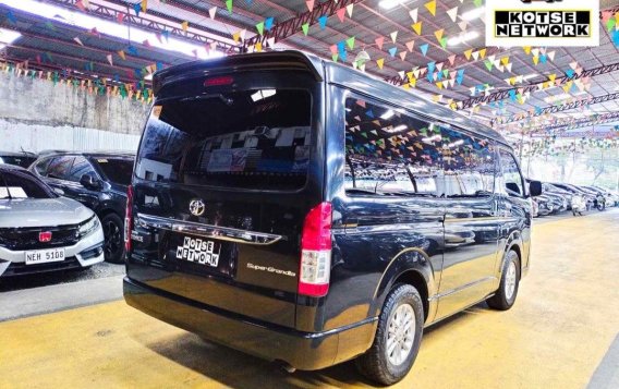 White Toyota Hiace Super Grandia 2019 for sale in Quezon City-4