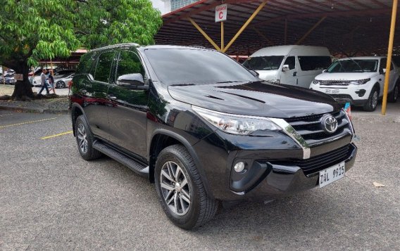 White Toyota Fortuner 2019 for sale in Pasig-1