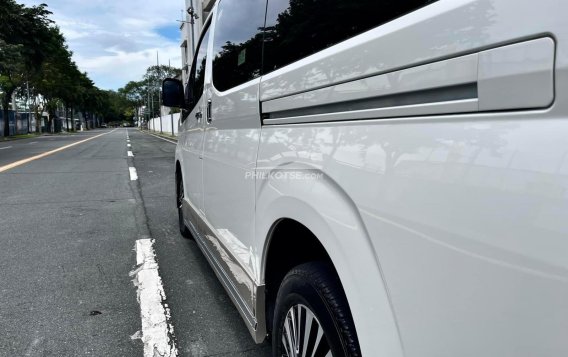 2020 Toyota Hiace Super Grandia Elite 2.8 AT in Manila, Metro Manila-8