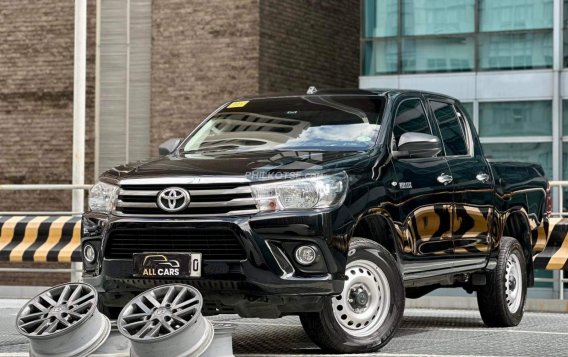 2018 Toyota Hilux  2.4 E DSL 4x2 M/T in Makati, Metro Manila-1