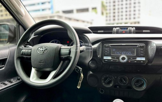 2018 Toyota Hilux in Makati, Metro Manila-14