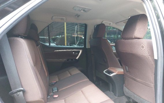 White Toyota Fortuner 2019 for sale in Pasig-8