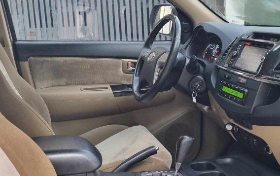 Sell White 2014 Toyota Fortuner in Caloocan-6