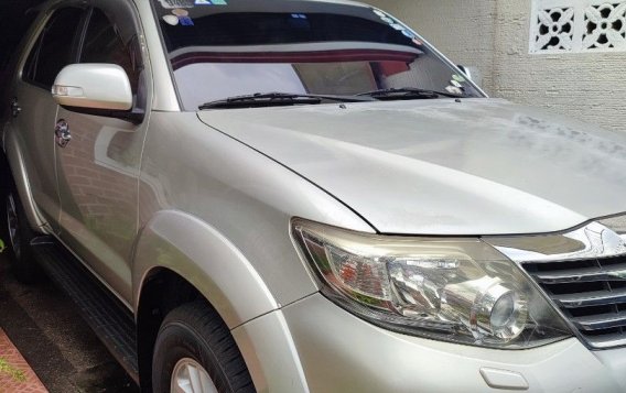 Selling Green Toyota Fortuner 2012 in Naga