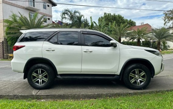 White Toyota Fortuner 2019 for sale in Automatic-4