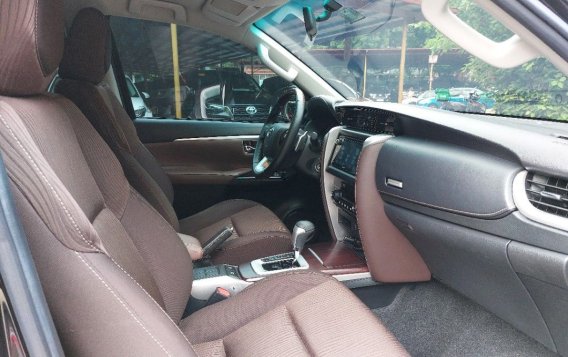 White Toyota Fortuner 2019 for sale in Pasig-7