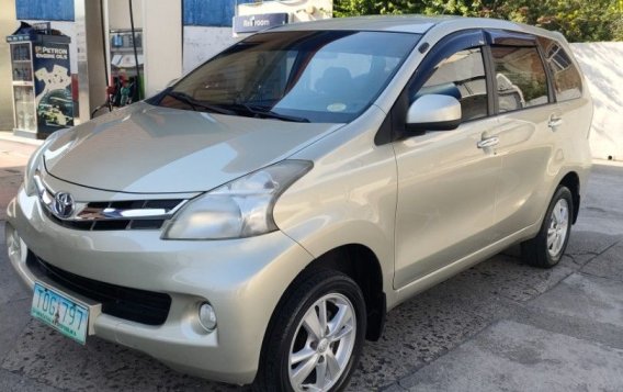 White Toyota Avanza 1999 for sale in Quezon City-2